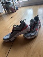 Nike Sneaker Schuhe gr 38 Jungen Niedersachsen - Lachendorf Vorschau