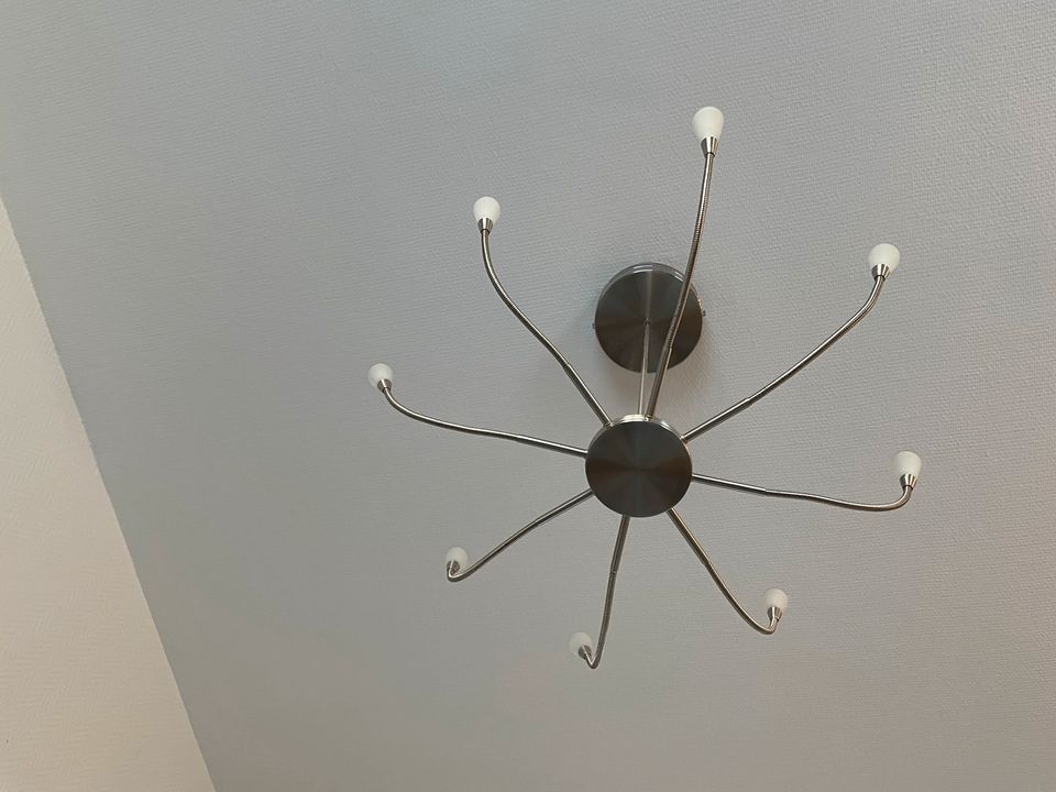 Deckenlampe Deckenleuchte Kronleuchter Ikea inkl. 8 Ersatzbirnen in Mönchengladbach