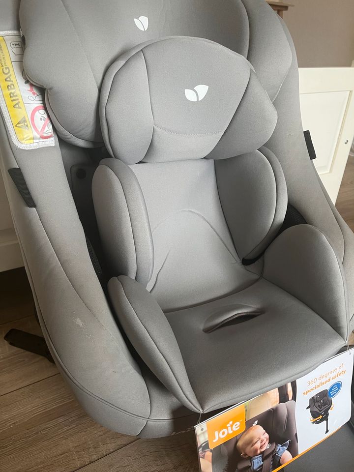 Mitwachsender Kindersitz Autositz Joie Spin 360 GT grau & Isofix in Malsch