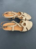 Sandalen von Paul Green  Größe 37 Frankfurt am Main - Kalbach Vorschau