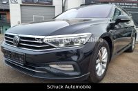 Volkswagen Passat  DSG R-Line Sportpaket Pano AHK Digital Baden-Württemberg - Altdorf Vorschau