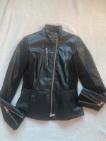 Jacke Lederimitat, schwarz, tailliert - Gr. D-XXS Frankfurt am Main - Westend Vorschau