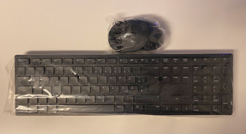 Dell KM5221W Wireless Keyboard & Mouse in Binau