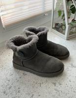 UGG Mini Bailey Button Niedersachsen - Garbsen Vorschau