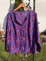 Neue rot blau gemusterte Bluse von Shein in Größe 2XL Hessen - Ronshausen Vorschau