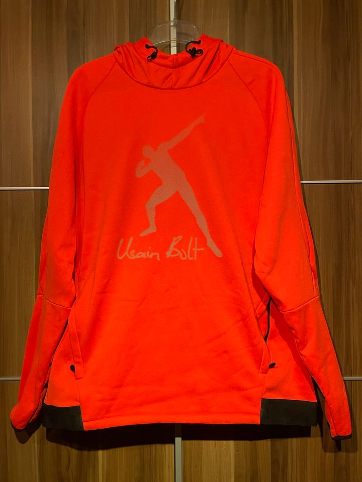 Puma Usain Bolt Evostripe Logo Print Hoodie Gr. XL in Bayern - Kitzingen |  eBay Kleinanzeigen ist jetzt Kleinanzeigen