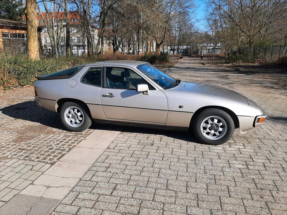 Porsche 924 History-zulassung Sommer Flitzer in Berlin