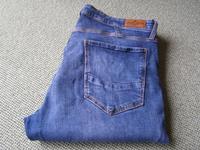 schöne stylische Jeans Hose Gwen Girlfriend Gr.31 von Cross Jeans Sachsen - Wittgensdorf Vorschau
