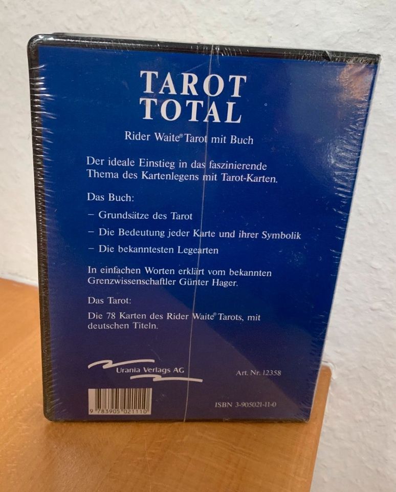 Tarot Totsl mit Buch, Kartenlegen in Rauenberg