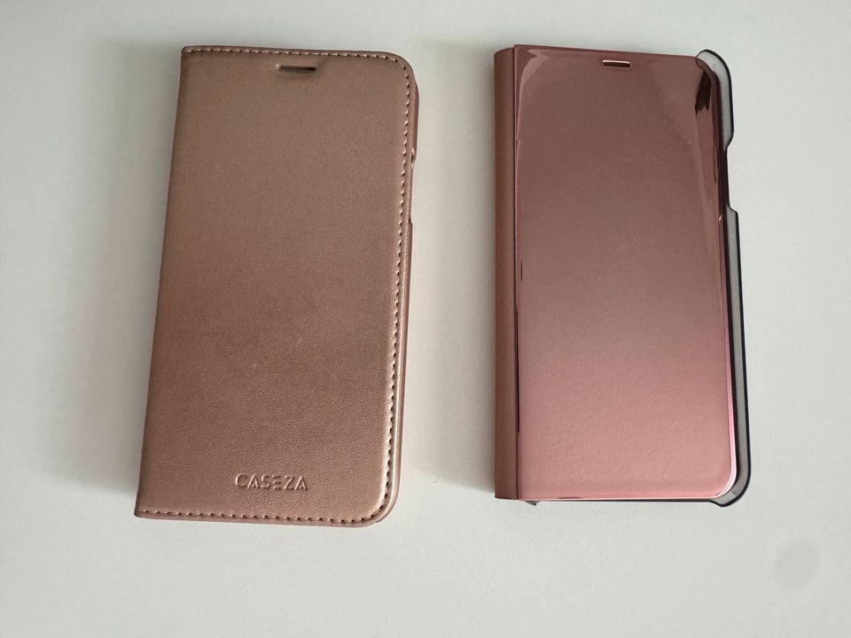 2 IPhone X Hüllen neu in Rosegold in Langenzenn