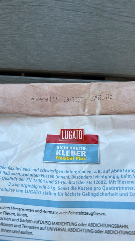 Lugato Fliesenkleber Sicherheitskleber 5 kg in Bad Duerrenberg