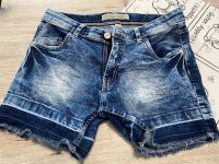 Jeans Shorts kurze Hose Mädchen 152 Sachsen - Zwickau Vorschau