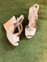 Pumps Sandalen mit Palettenabsatz Kork Gr 40 Graceland beige Bayern - Lindau Vorschau