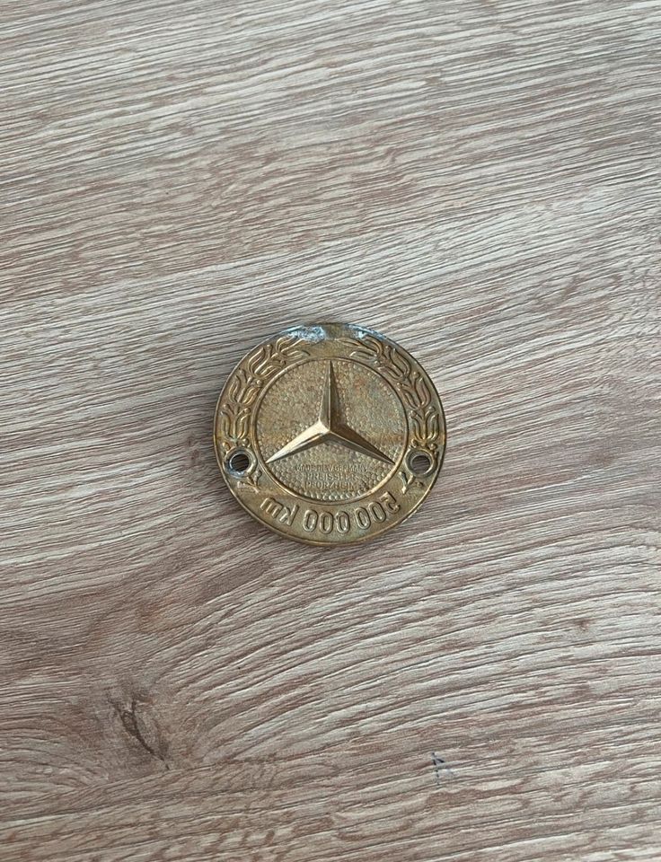 Mercedes-Benz original High Mileage Award / Plakette 500.000km in Hamburg