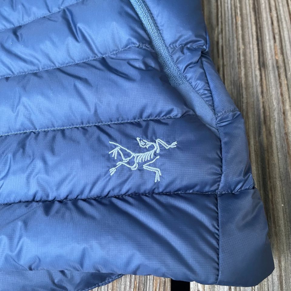 Weste von Arcteryx S Cerium Vest dunkelblau in Heidelberg