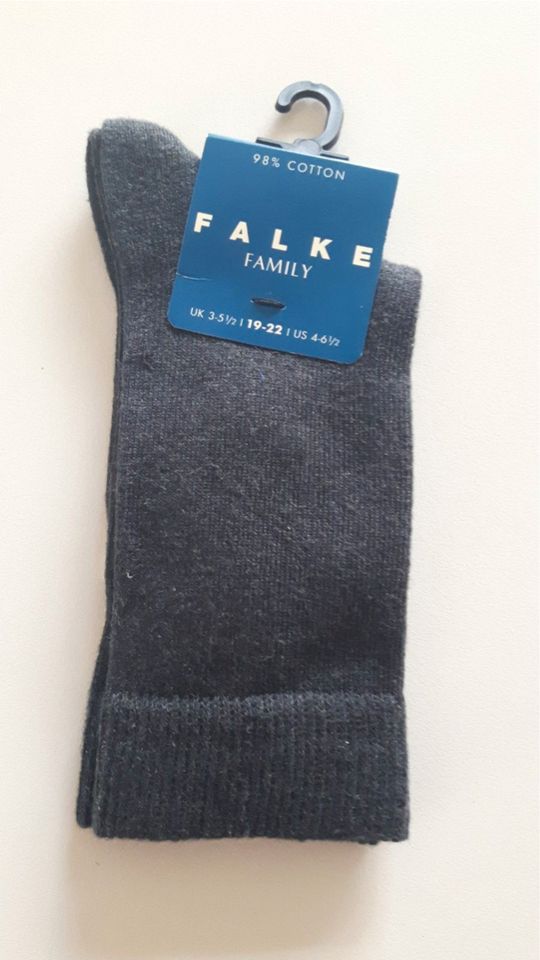 NEU! Tolle Kindersocken Falke Gr.19-22 Farbe anthra.mel in Deuerling