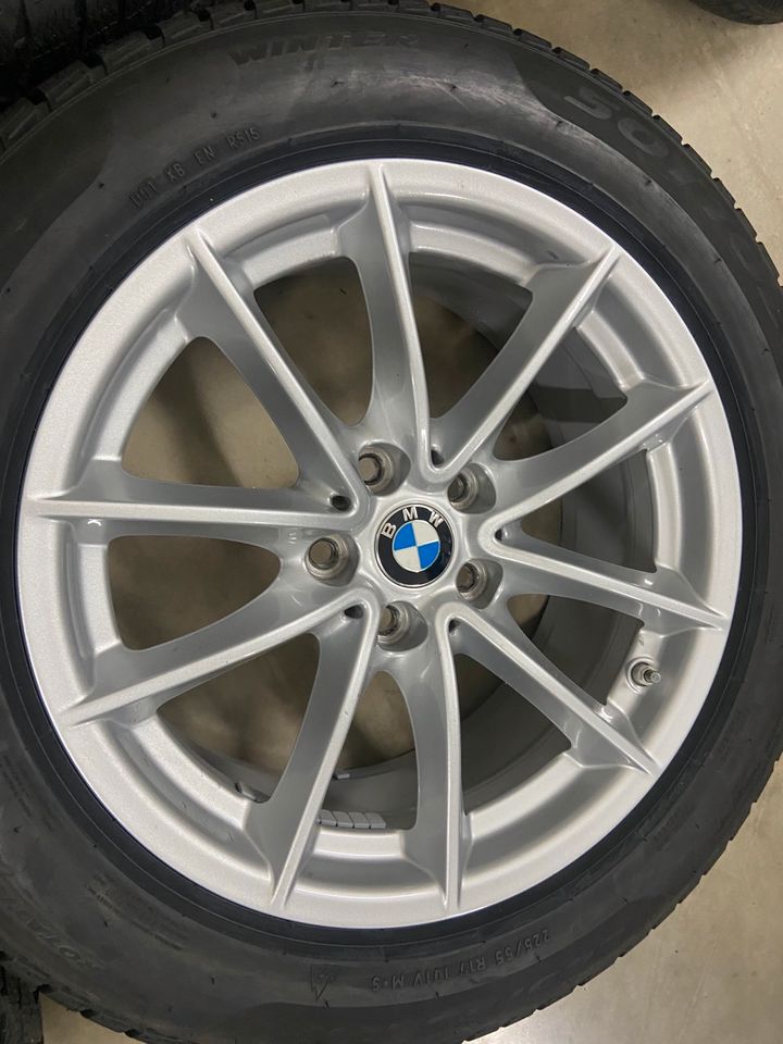 Originale BMW 5er G30 G31 Winterreifen Räder 225/55 R17 Zoll in Oberhonnefeld-Gierend