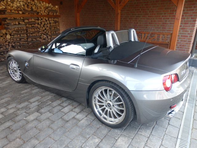 BMW Z4 2.2 Sechszylinder in Duingen