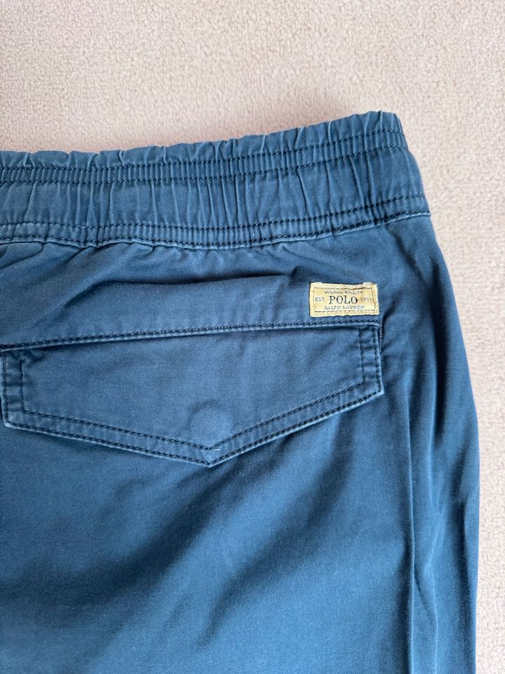 Dunkelblaue Ralph Lauren Hose in Konstanz