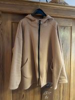 Sweat Jacke von Tredy mit Kapuze Gr. 4 Nordrhein-Westfalen - Much Vorschau