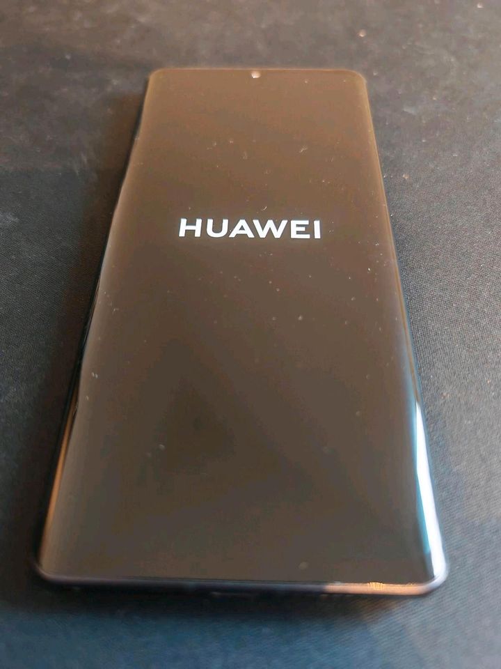 Huawei P30 Pro New Edition 256 GB + Watch GT-C72 in Bad Münder am Deister
