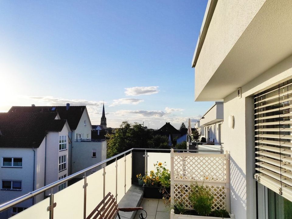 F&D | Provisionsfrei! Exklusive Penthouse-Wohnung mit EBK & TG-Stellplatz in Spaichingen