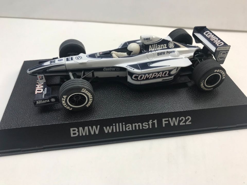 Slotcar 1:32 F1 Williams FW22 in Baldham