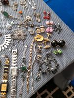 Modeschmuck sehr viele Teile Berlin - Treptow Vorschau