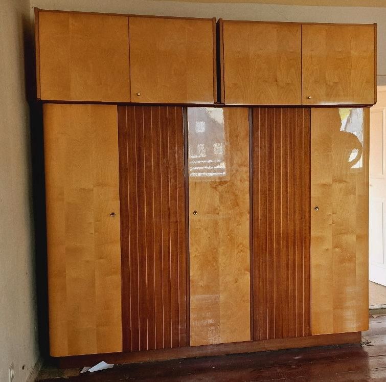 Schöner großer DDR Kleiderschrank 5-türig 215cm Schrank in Leipzig