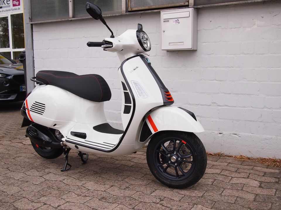 Vespa GTS 125 Supersport - neues Modell für 2023 in Hannover