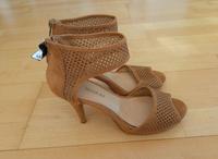 NEU  Sandalen/ Sandaletten, Wildleder-Optik, braun, 38 Baden-Württemberg - Aichtal Vorschau