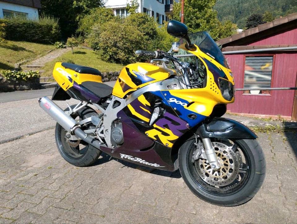 Honda CBR900 keine CBR1000 in Bad Wildbad