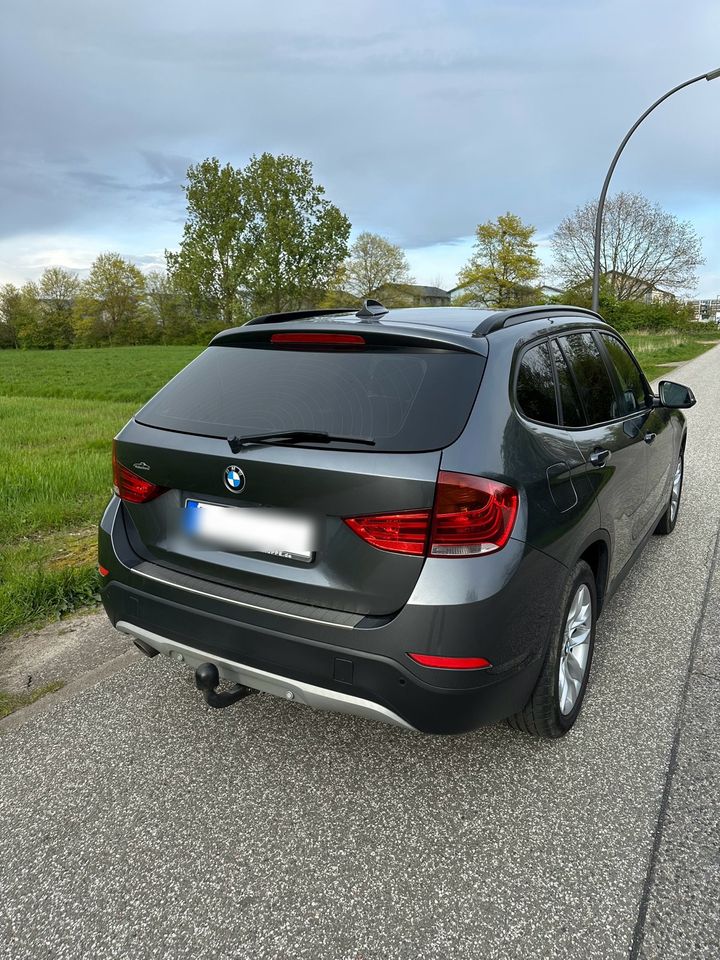 BMW X1 sDrive20d Aut. Sport in Hamburg