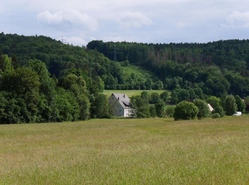 Bauernhof/Hofstelle mit Hofwiese in Pommelsbrunn