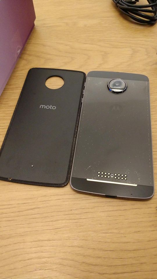 Motorola Moto Z 32GB schwarz AKKU DEFEKT in Dortmund