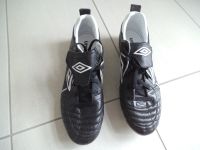 Hallenfußballschuhe "Umbro",Gr.44+Ballluftpumpe+KinderSporttasche Bayern - Rentweinsdorf Vorschau