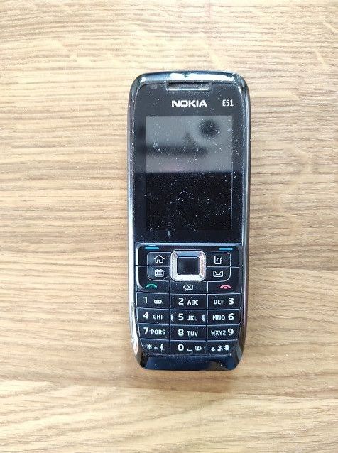 Handy Nokia E 51 in Möglingen 