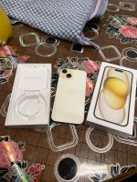 iPhone 15 128 GB Farbe Gelb in top Zustand Niedersachsen - Hameln Vorschau