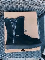 UGG w classic zip boot schwarz mit Glitzer 50% unter UVP !! Nordrhein-Westfalen - Salzkotten Vorschau