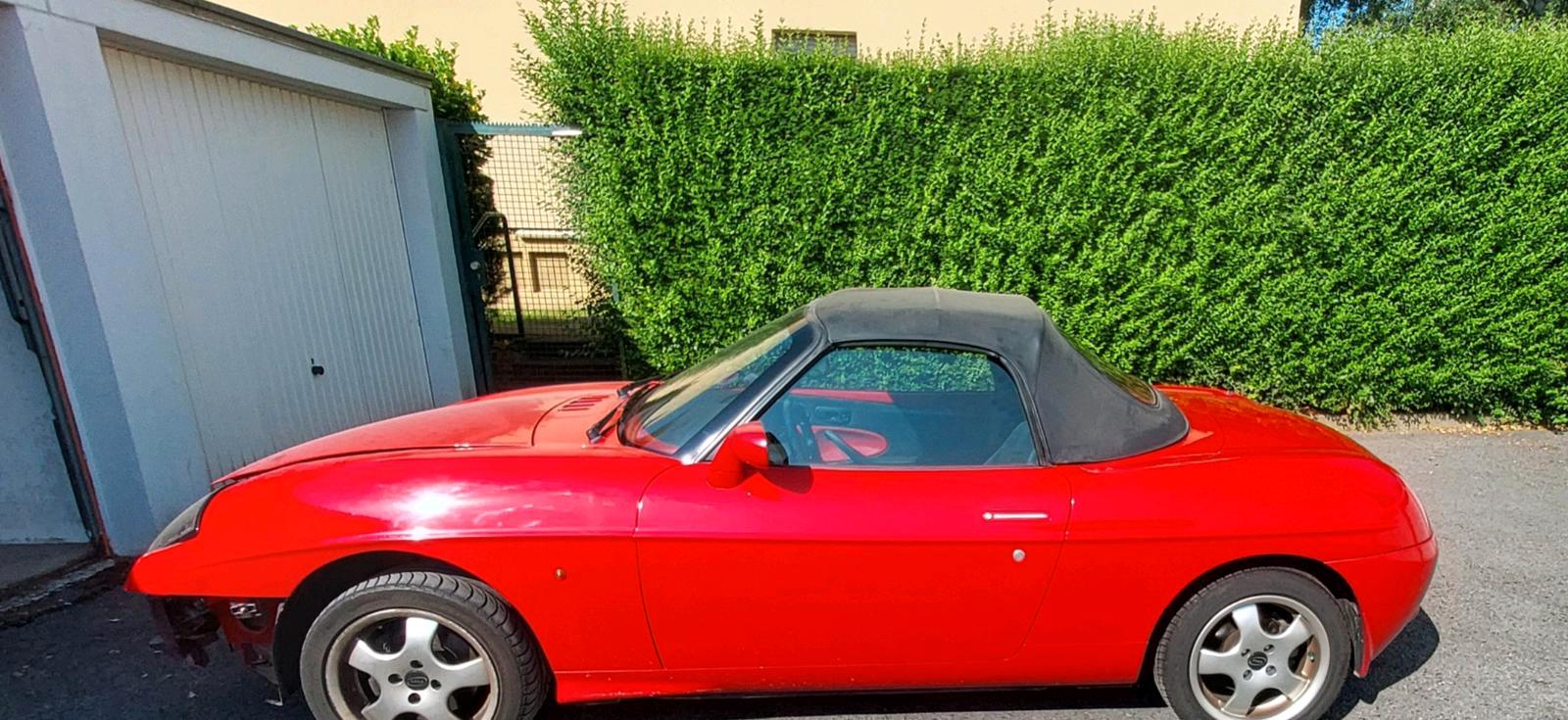 Abbildung des Autos Fiat Barchetta