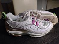 Nike Air Max 98 Trainers Gr. 40 weiß -fast wie neu Bayern - Baiersdorf Vorschau