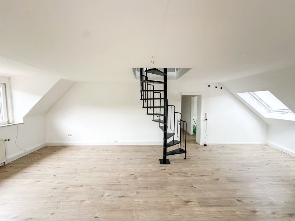 2,5 ZKB Wohnung Maisonette Großalmerode Neu Renoviert in Großalmerode