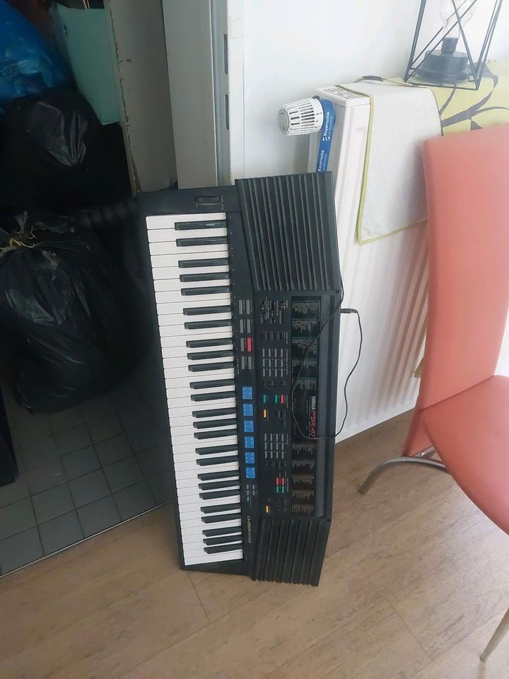 Yamaha keyboard in München