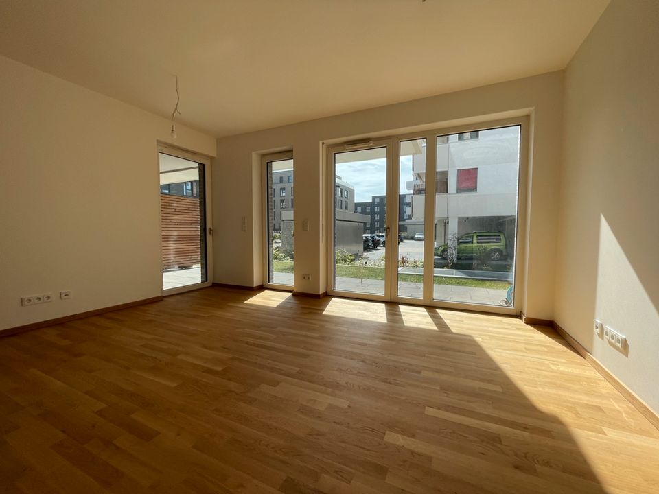 * 1 Monat Kaltmietfrei * Niedliche Wohnung mit ca. 21 m² Süd-West-Terrasse in Wolfsburg