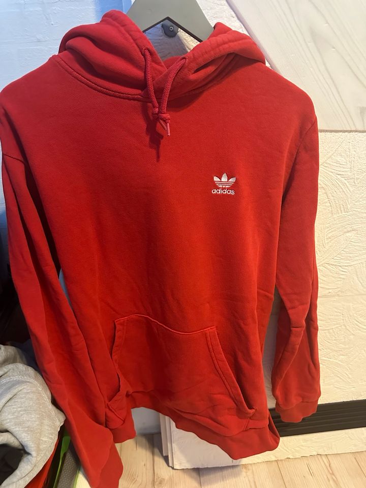 Adidas Hoodie rot Herren M in Düren