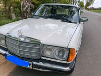 Mercedes W123 Klassiker Niedersachsen - Wolfenbüttel Vorschau