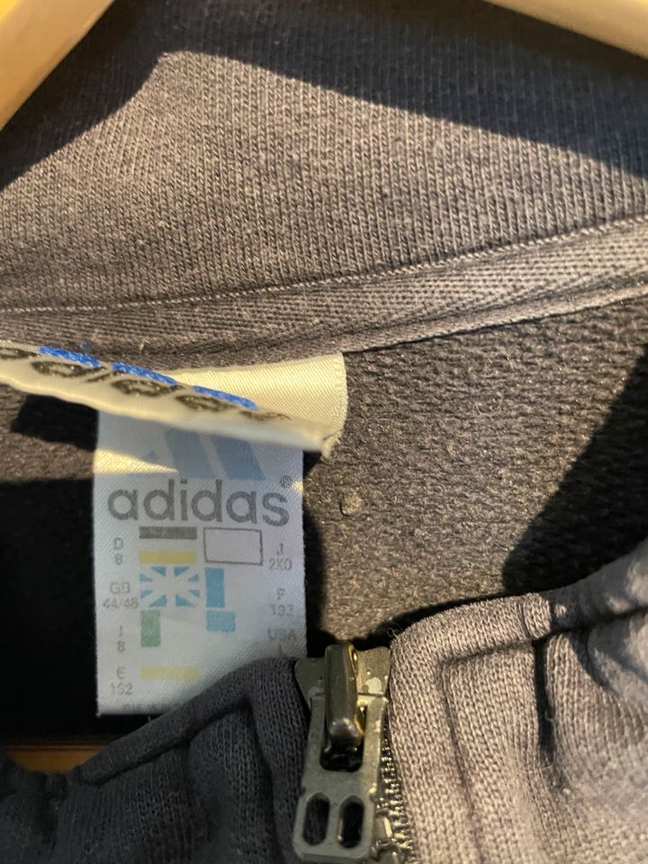 Adidas Hoodie in Köln