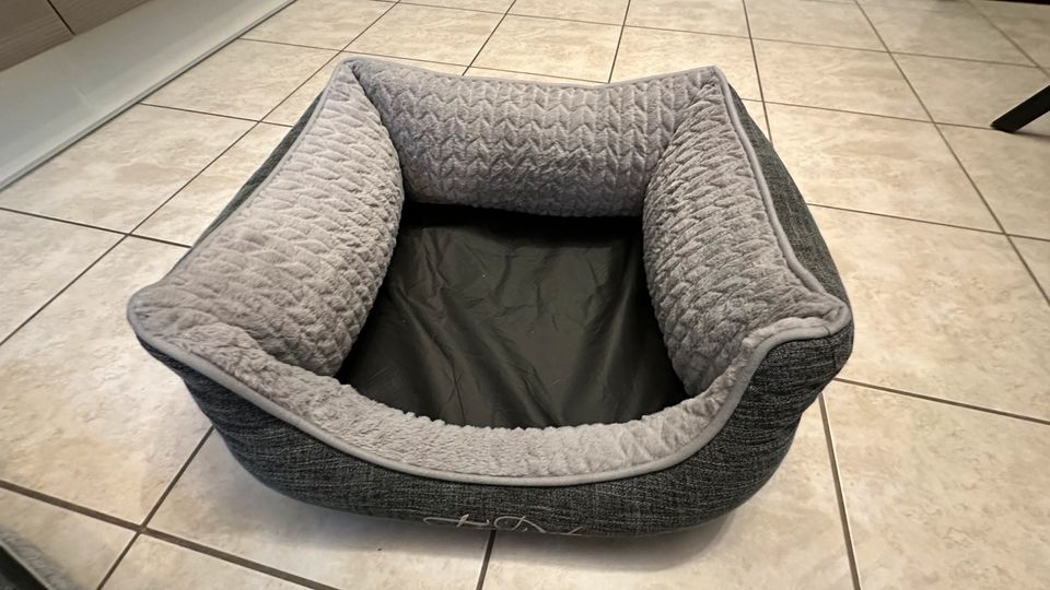 TrendPet VitaBed 60x50x25 Hundebett Körbchen in Darmstadt