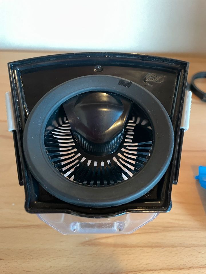 Diverse Ersatzteile Philips AquaTrio Pro Model FC7090 u.ä. ab €3 in Bremerhaven