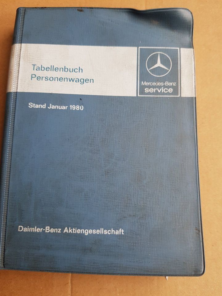 Daimler Benz Tabellenbuch PKW Januar 1980 in Stuttgart